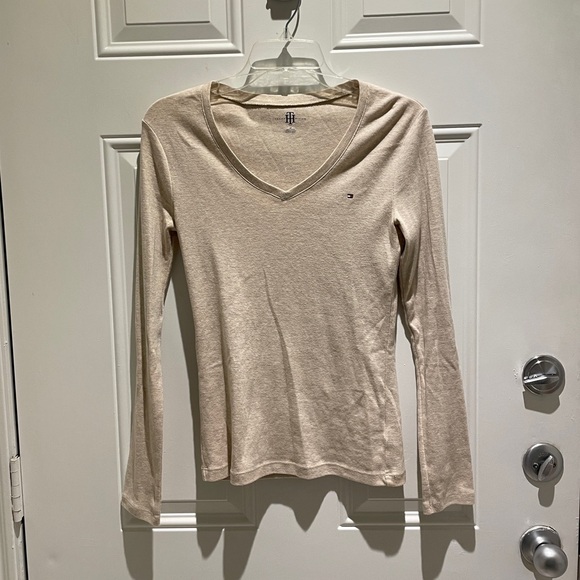 Tommy Hilfiger Beige Tan Cotton Long Sleeve Top Small (fits closer to XS) V-cut - Picture 3 of 9